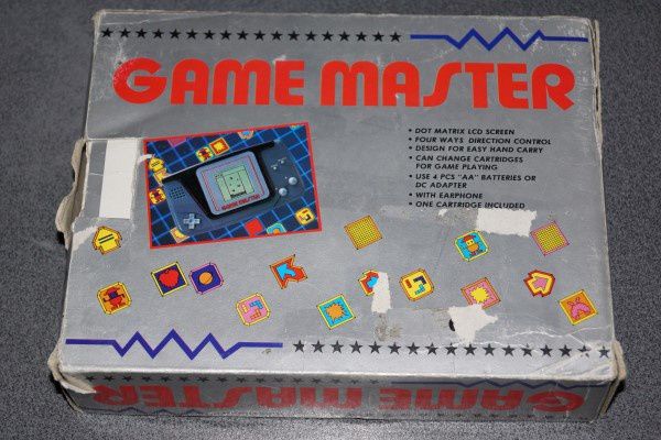 File:Hartung Game Master box back.JPG